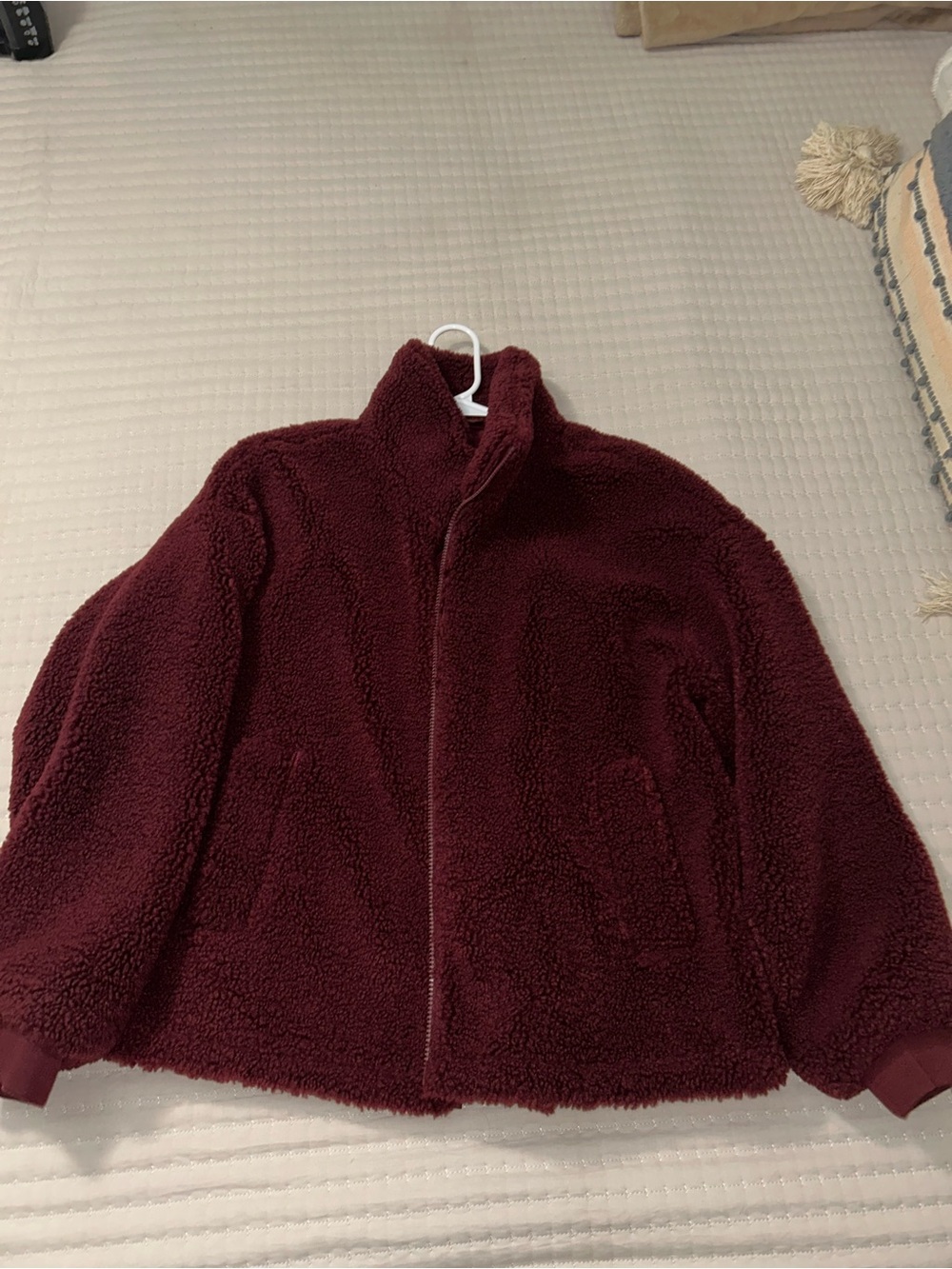 Levi's Women's Teddy Jacket in Burgundy - Picture 3 of 3